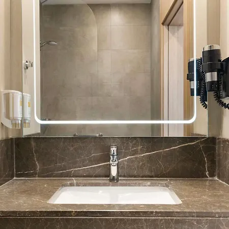 Ramada Encore By Wyndham 3* Eskişehir