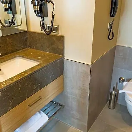 Ramada Encore By Wyndham 3*