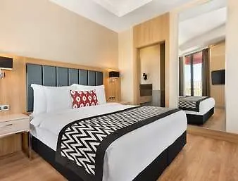 Hotel Ramada Encore By Wyndham