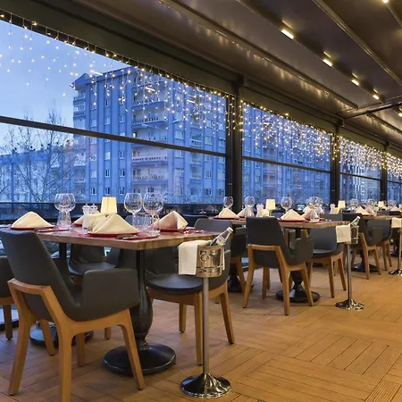 Ramada Encore By Wyndham 3* Eskişehir