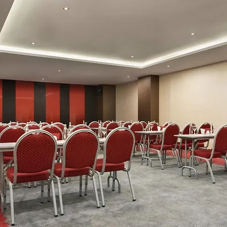 Hotel Ramada Encore By Wyndham 3*
