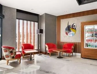 ホテル Ramada Encore By Wyndham 3*