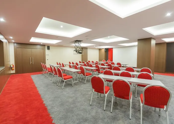 Ramada Encore By Wyndham ホテル 3*