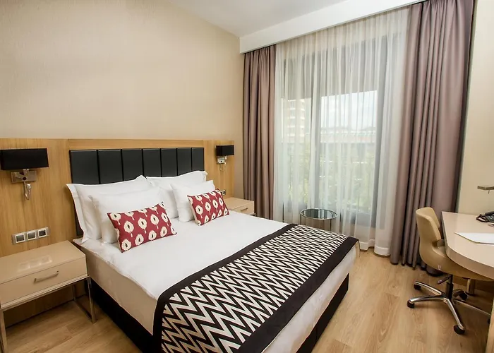 ホテル Ramada Encore By Wyndham 3*