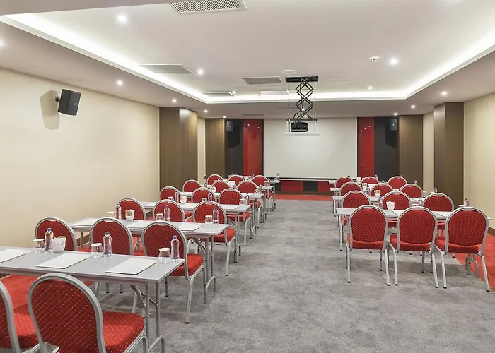 Ramada Encore By Wyndham ホテル 3*