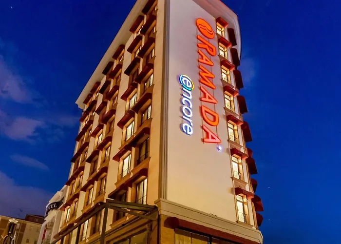 Ramada Encore By Wyndham ホテル