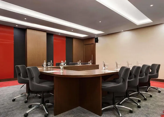 Ramada Encore By Wyndham ホテル 3*